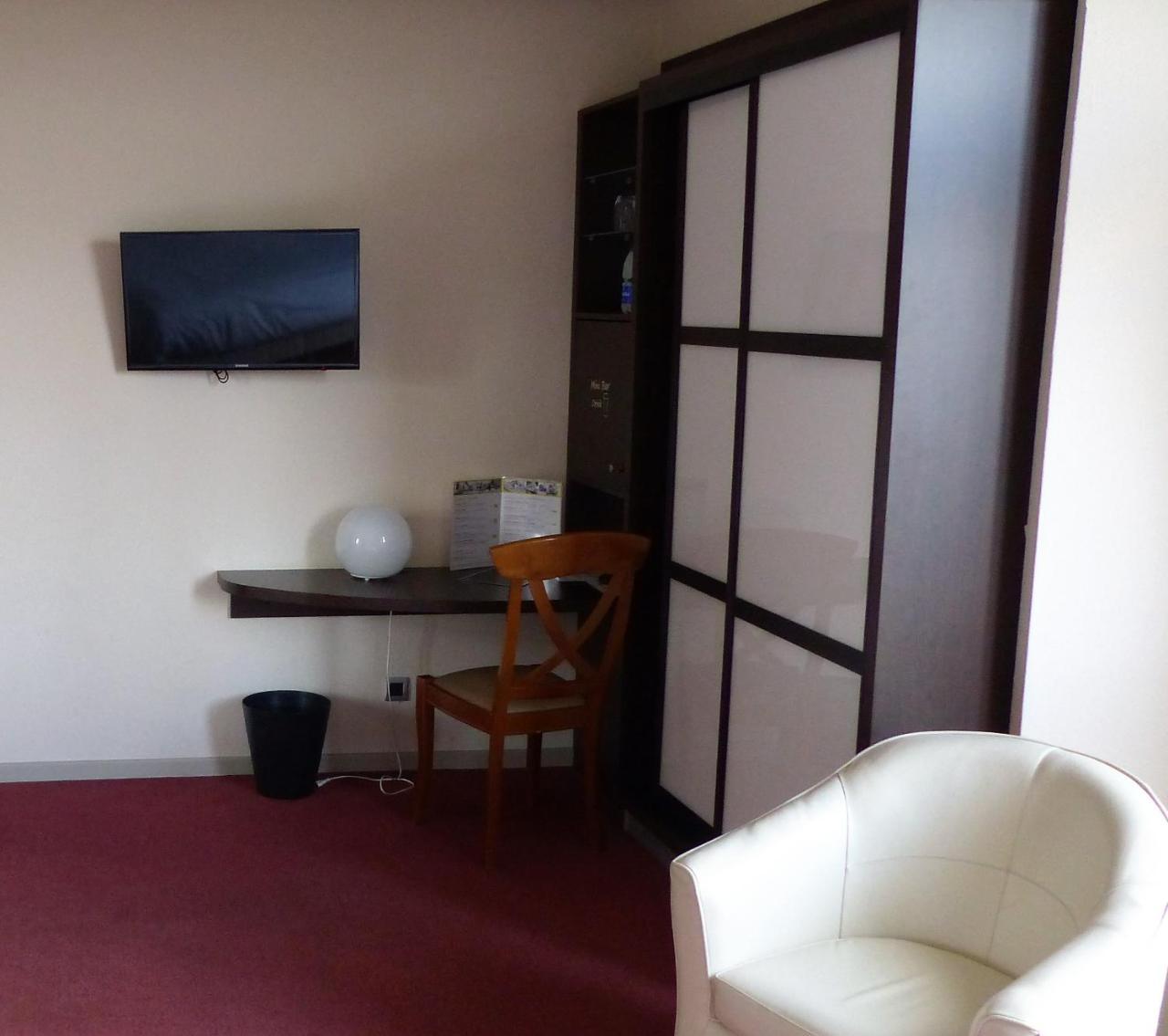 Le H - Hotel & Restaurant Barr Dış mekan fotoğraf